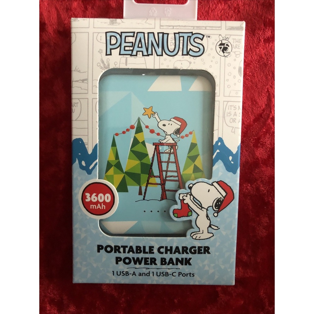 Peanuts Snoopy Power Bank 3600mAh USB-C USB- Charger NEW Snoopy Tree